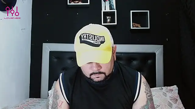 perverseveteranmanxxx online show from February 22, 2025, 1:44 am