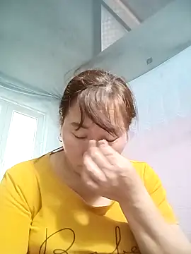 Cumhots111 online show from May 29, 2026, 2:31 am