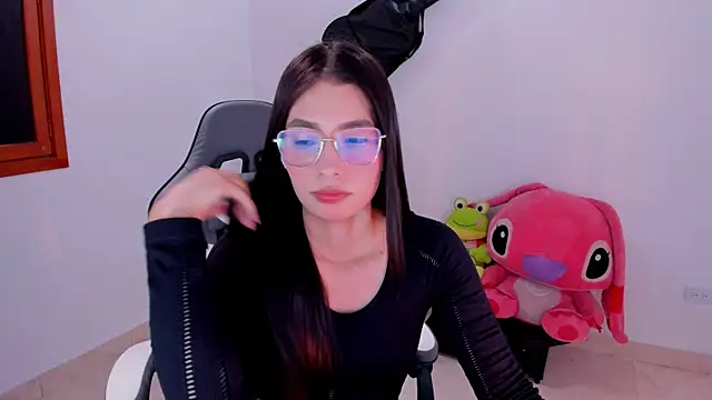 Snapshot of Scarleth_Ferrec chatting on May 27, 2026, 7:55 pm Scarleth Ferrec online show from May 27, 2026, 7:55 pm