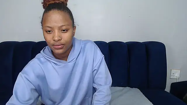 Youngling05 online show from July 15, 2026, 6:18 am