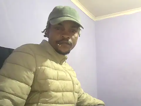 Nude-Deen online show from May 17, 2026, 9:11 pm