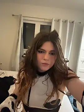 cutypiefull online show from July 21, 2026, 2:36 am
