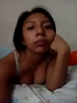 gatita2212 online show from May 20, 2026, 5:30 pm
