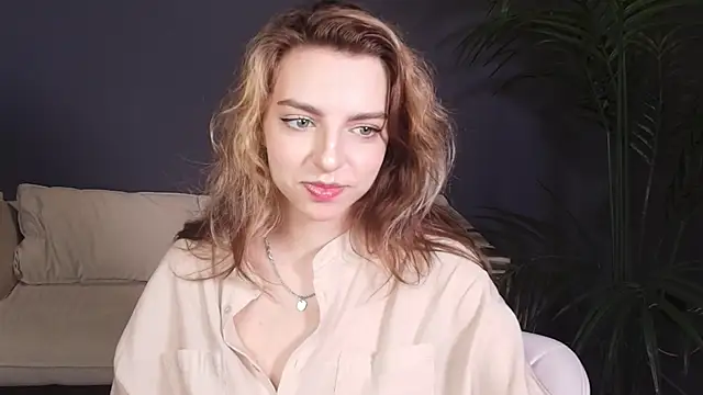 CherryCl0ud online show from May 27, 2026, 2:19 am