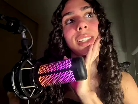 marquezaaa online show from May 27, 2026, 11:46 pm