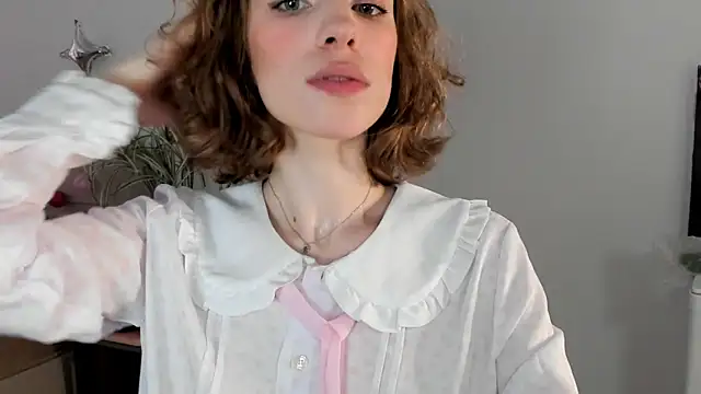 imogensy online show from June 7, 2026, 2:10 pm