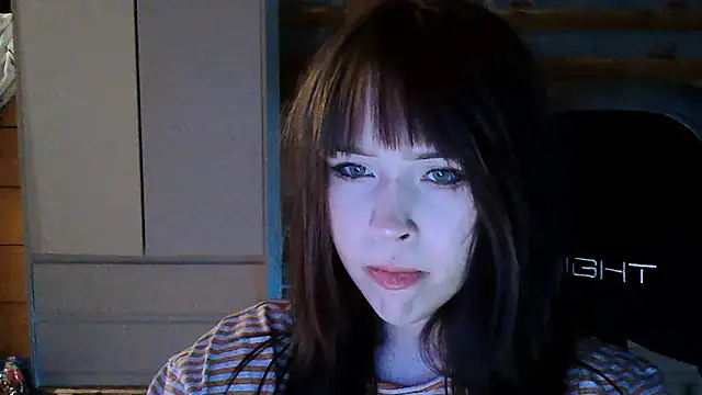 NoirEva online show from May 22, 2026, 5:29 pm