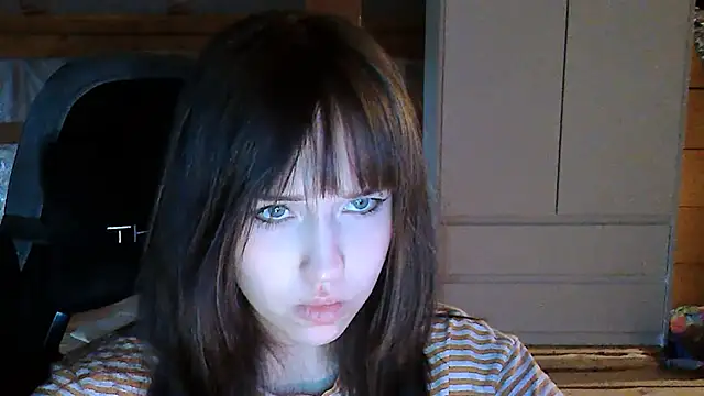 NoirEva online show from May 23, 2026, 5:17 pm