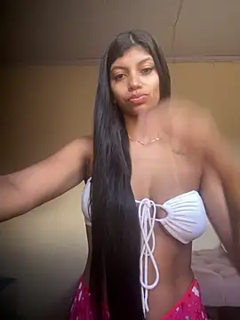bruna carvalhohott online show from May 15, 2026, 12:34 pm