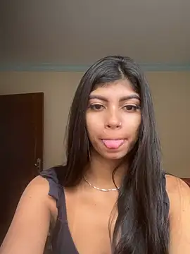 bruna carvalhohott online show from May 29, 2026, 12:25 pm