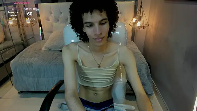 Snapshot of felix_haze chatting on June 14, 2026, 6:10 pm felix haze online show from June 14, 2026, 6:10 pm