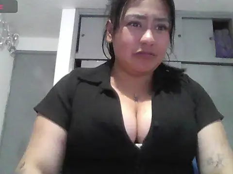 Alaia moretti online show from May 21, 2026, 3:35 am
