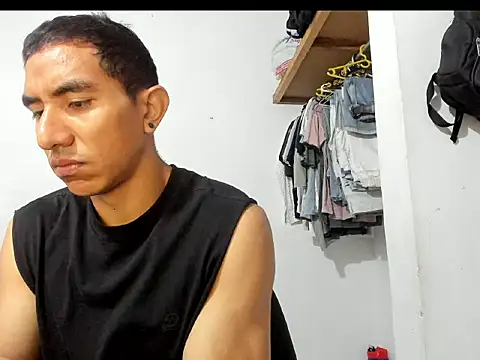 Snapshot of aquiles04 chatting on May 24, 2026, 12:10 pm aquiles04 online show from May 24, 2026, 12:10 pm