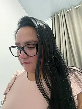 rousee69  online show from July 13, 2026, 5:54 am