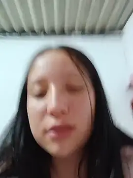 mileidy0106 online show from June 12, 2026, 3:27 am