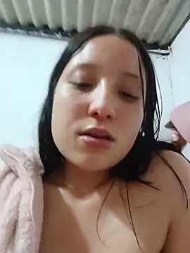 mileidy0106 online show from June 18, 2026, 4:02 am