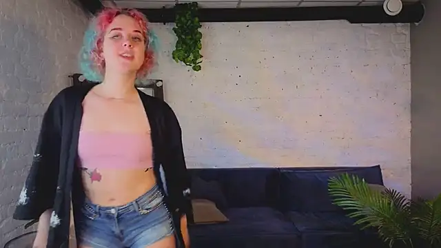 ScarlettSparkss online show from May 29, 2026, 5:38 am
