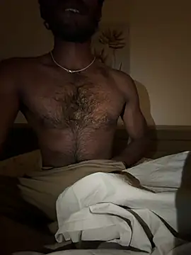 Snapshot of deepakredd chatting on July 8, 2026, 11:31 pm deepakredd online show from July 8, 2026, 11:31 pm