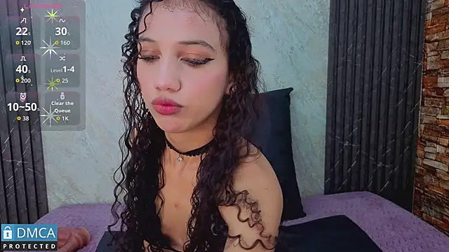 valentinaa 07 online show from June 2, 2026, 7:05 pm