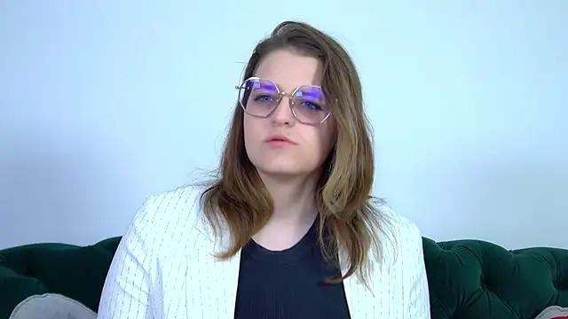 AlexaAvery online show from May 29, 2026, 6:33 am