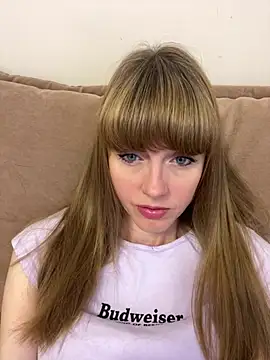 Kamilochka29511 online show from June 11, 2026, 5:49 am