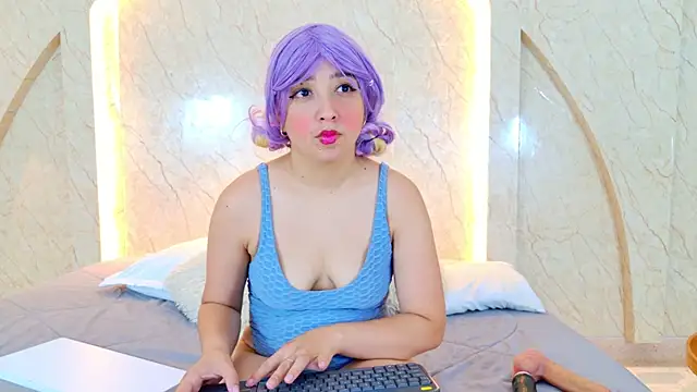NathyFerrer online show from June 26, 2026, 4:50 am