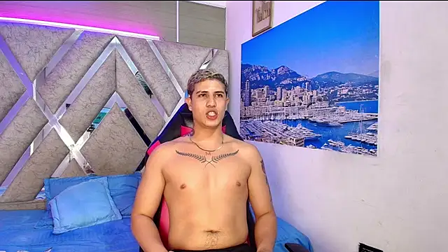 dominic connor online show from June 7, 2026, 3:32 am