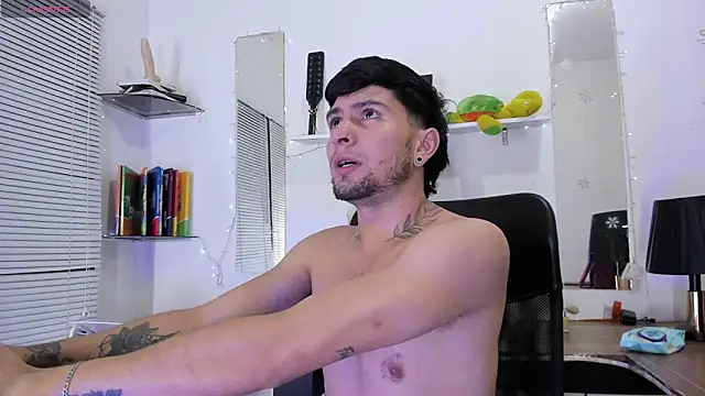 StefanoBigCock online show from May 23, 2026, 6:34 pm