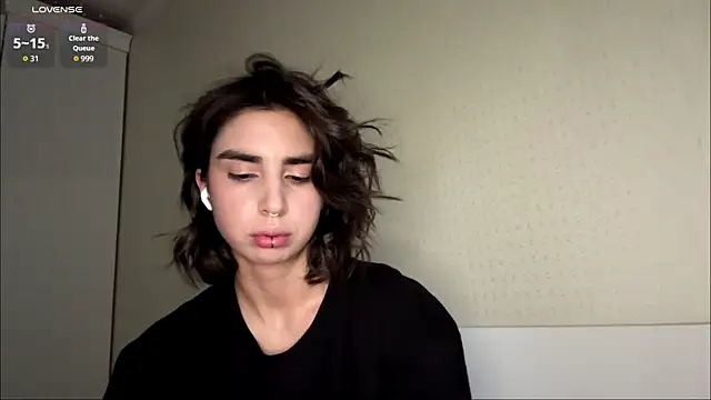 JessiaRuezga online show from June 13, 2026, 12:25 pm