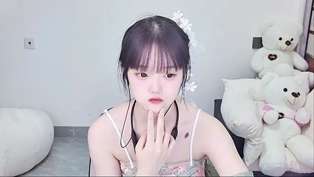 Evil-Bunny007 online show from June 27, 2026, 1:06 pm