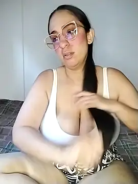 Pamela sa online show from July 16, 2026, 8:04 pm