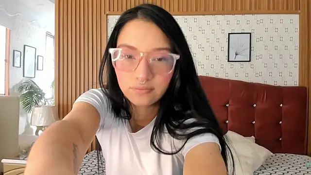 Snapshot of SophiieCalloway1 chatting on June 9, 2026, 2:17 pm SophiieCalloway1 online show from June 9, 2026, 2:17 pm