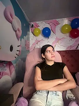 Stefany LS online show from June 19, 2026, 1:04 pm