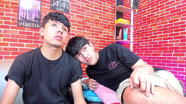 Hoot boyss  online show from June 10, 2026, 8:30 pm