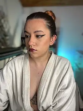 NikkiNix online show from June 12, 2026, 12:59 pm