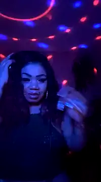 NailGoddessnow online show from January 25, 2025, 7:06 am