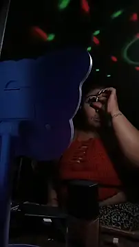 NailGoddessnow online show from February 6, 2025, 7:24 am