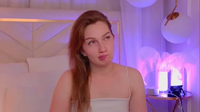 JessicaMartin online show from June 25, 2026, 6:45 pm