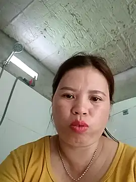 Snapshot of -Yeyi- chatting on June 16, 2026, 9:34 am -Yeyi- online show from June 16, 2026, 9:34 am