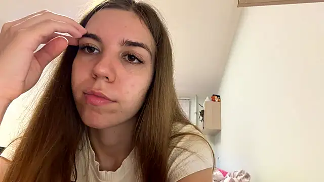 Snapshot of LaurindaStalford chatting on July 8, 2026, 5:17 pm LaurindaStalford online show from July 8, 2026, 5:17 pm