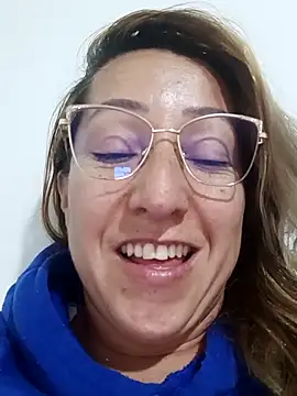beautyfullchrys online show from June 17, 2026, 1:41 am