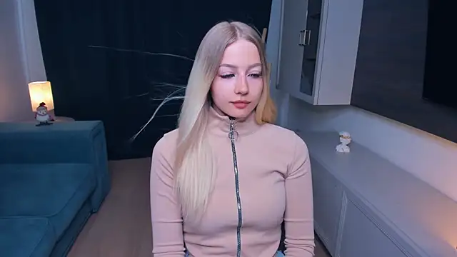 DeniseMekus online show from May 23, 2026, 10:08 am