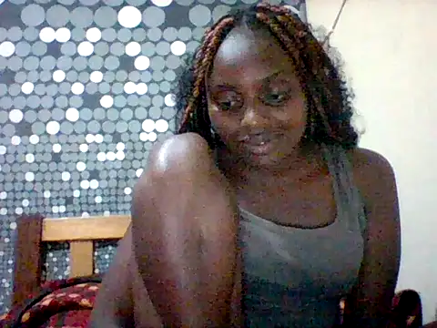 liligal online show from June 12, 2026, 7:35 pm