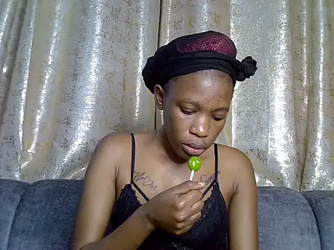 Snapshot of Sexy_dotta chatting on July 20, 2026, 10:39 am Sexy dotta online show from July 20, 2026, 10:39 am