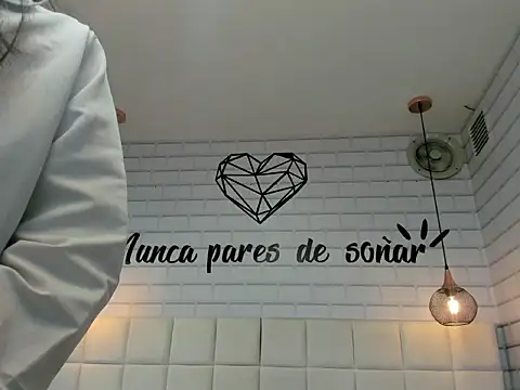 Aura sander4u online show from July 10, 2026, 6:32 pm