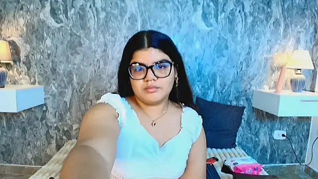 sky white  online show from July 8, 2026, 12:09 pm