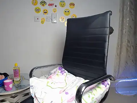 Snapshot of BellaIvy chatting on May 20, 2026, 7:09 pm BellaIvy online show from May 20, 2026, 7:09 pm
