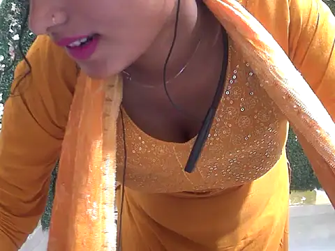 Snapshot of shallykaur chatting on June 12, 2026, 3:49 am shallykaur online show from June 12, 2026, 3:49 am