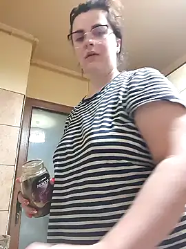 Snapshot of xmarshax chatting on November 24, 2025, 5:40 am xmarshax online show from November 24, 2025, 5:40 am