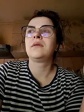 Snapshot of xmarshax chatting on November 25, 2025, 6:02 am xmarshax online show from November 25, 2025, 6:02 am